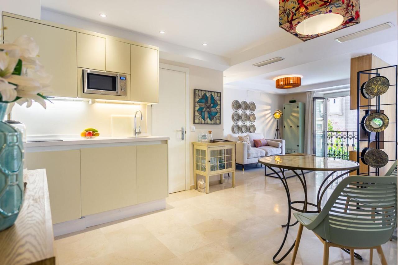 Apartamento Living By Cathedral إشبيلية المظهر الخارجي الصورة