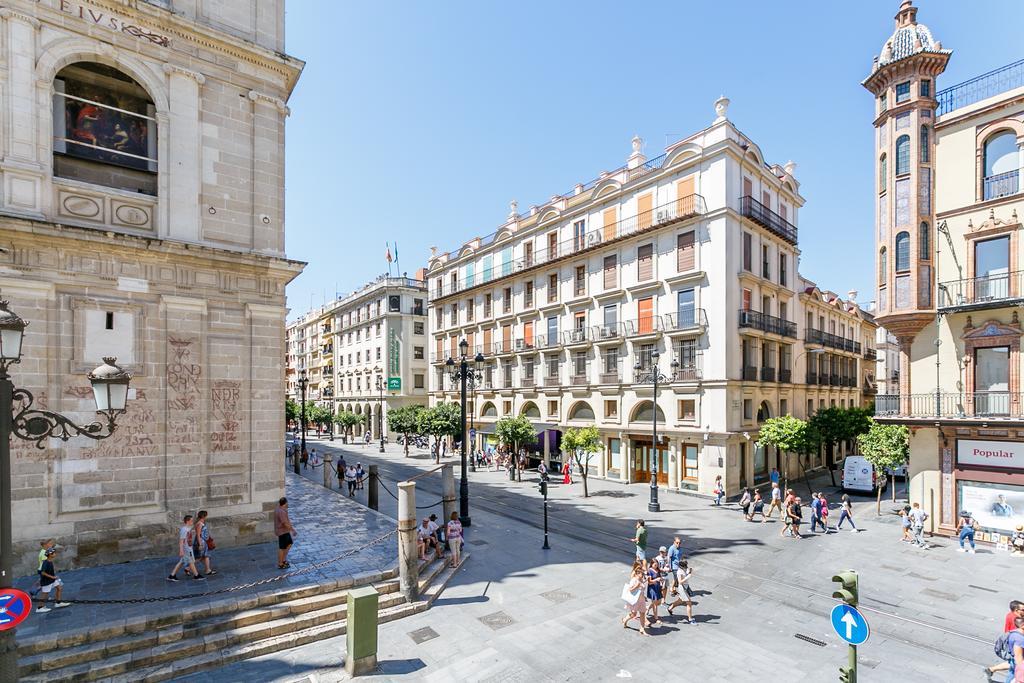 Apartamento Living By Cathedral إشبيلية المظهر الخارجي الصورة