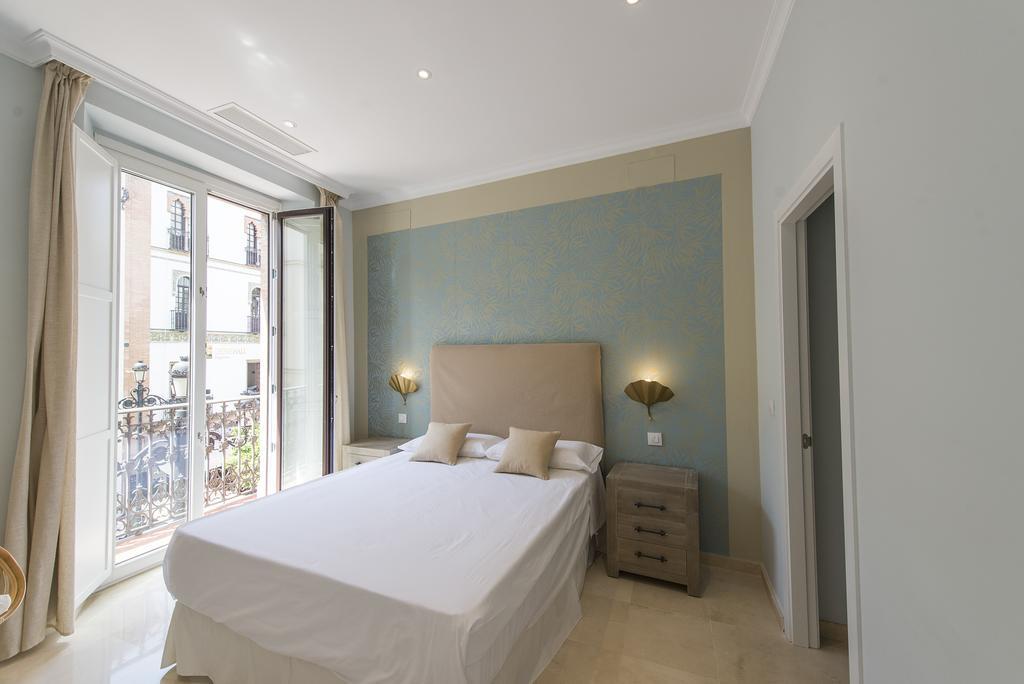Apartamento Living By Cathedral إشبيلية المظهر الخارجي الصورة