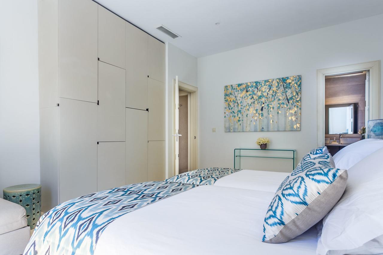 Apartamento Living By Cathedral إشبيلية المظهر الخارجي الصورة